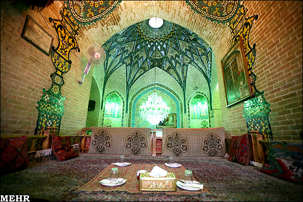 سفره خانه سنتی خیام