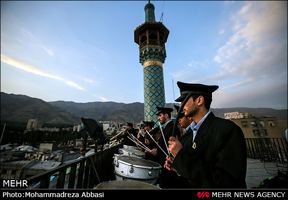 غبار روبی امامزاده صالح - تهران (عکس)